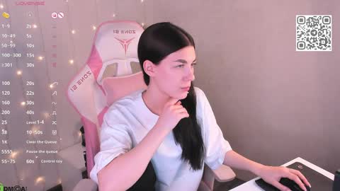 KAYA. online Tu We Th Fr Sa 0100AM - 0800AM Time zone of Germany Munich online show from April 1, 2026, 12:11 am