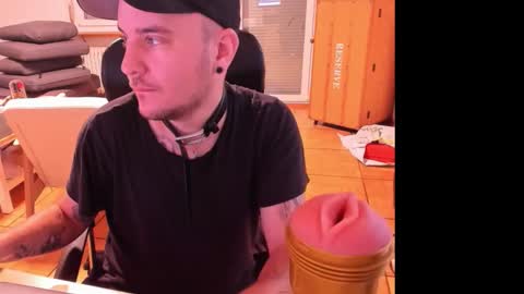 Chris online show from September 14, 2025, 5:12 pm