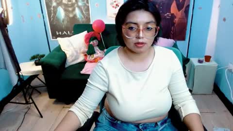 ohmysqueak online show from May 11, 2026, 4:48 pm