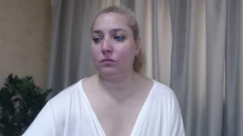 Iren online show from June 16, 2026, 5:43 am
