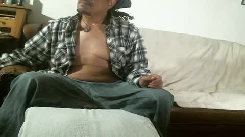 Komo online show from April 7, 2026, 1:50 am