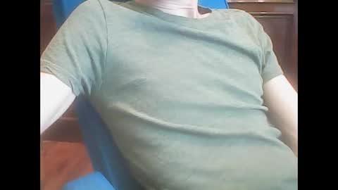 ojosverdess30 online show from April 25, 2026, 11:35 am