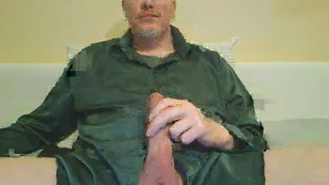 Snapshot of olavdelux chatting on January 9, 2026, 7:48 pm olavdelux online show from January 9, 2026, 7:48 pm