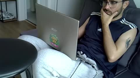 hairyBRboy online show from November 2, 2025, 7:38 pm