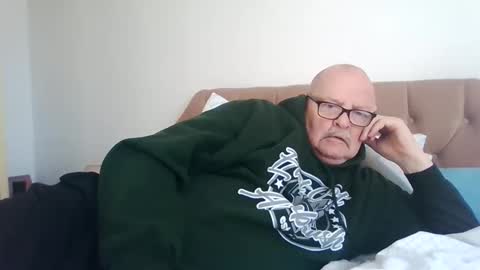 old_fkrr_ online show from November 30, 2025, 11:14 am