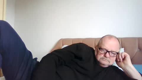 old_fkrr_ online show from March 24, 2026, 10:09 am