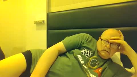 old_fkrr_ online show from April 11, 2026, 8:29 am