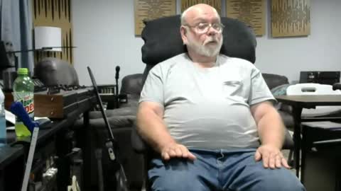 old_guy111 online show from October 2, 2025, 1:34 am