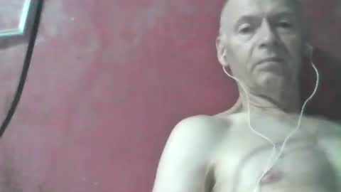 oldbuthorny62 online show from April 14, 2026, 1:44 am