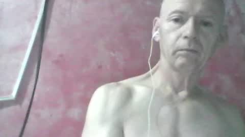 Snapshot of oldbuthorny62 chatting on July 18, 2026, 1:10 am oldbuthorny62 online show from July 18, 2026, 1:10 am