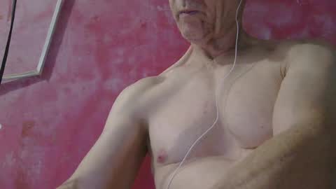 Snapshot of oldbuthorny62 chatting on July 25, 2026, 1:36 am oldbuthorny62 online show from July 25, 2026, 1:36 am