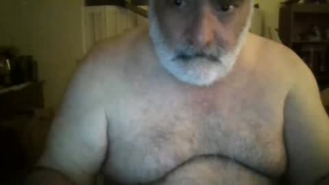 Snapshot of oldcockforyngladies chatting on December 17, 2024, 10:12 am oldcockforyngladies online show from December 17, 2024, 10:12 am