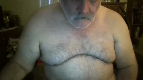 Snapshot of oldcockforyngladies chatting on February 6, 2025, 12:37 pm oldcockforyngladies online show from February 6, 2025, 12:37 pm