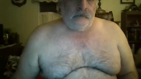 Snapshot of oldcockforyngladies chatting on February 18, 2025, 9:21 am oldcockforyngladies online show from February 18, 2025, 9:21 am