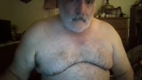 Snapshot of oldcockforyngladies chatting on December 1, 2025, 9:47 am oldcockforyngladies online show from December 1, 2025, 9:47 am