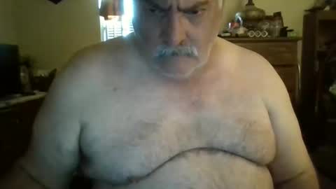 oldcockforyngladies online show from April 23, 2026, 10:47 am