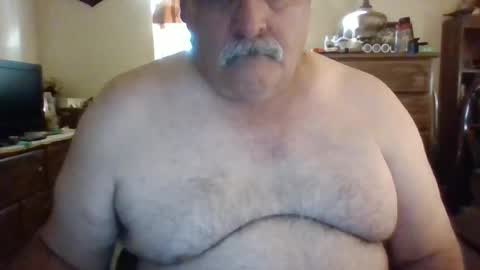 Snapshot of oldcockforyngladies chatting on June 21, 2026, 10:40 am oldcockforyngladies online show from June 21, 2026, 10:40 am
