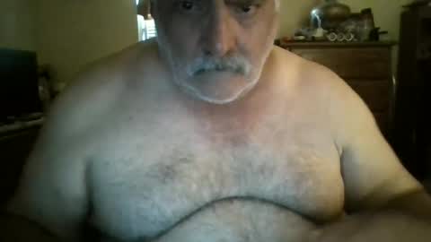 Snapshot of oldcockforyngladies chatting on July 4, 2026, 10:21 am oldcockforyngladies online show from July 4, 2026, 10:21 am