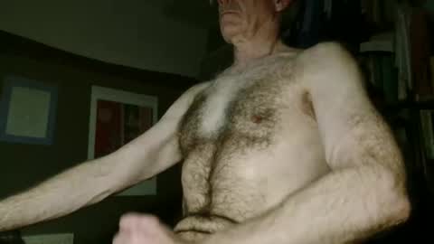 Snapshot of oldhairybastard chatting on March 22, 2026, 11:08 pm oldhairybastard online show from March 22, 2026, 11:08 pm