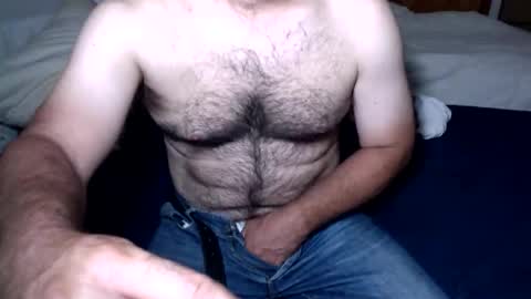 Snapshot of oldjeremy chatting on June 9, 2026, 10:10 pm oldjeremy online show from June 9, 2026, 10:10 pm