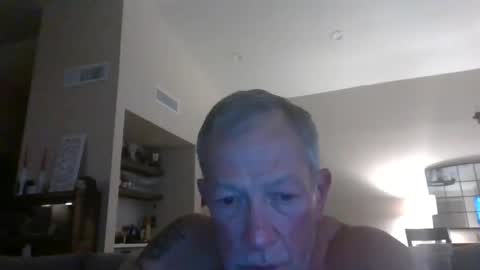 oldmanmeataz online show from April 28, 2026, 2:27 am