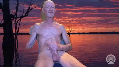Snapshot of oldmanshane chatting on August 8, 2026, 9:50 pm oldmanshane online show from August 8, 2026, 9:50 pm