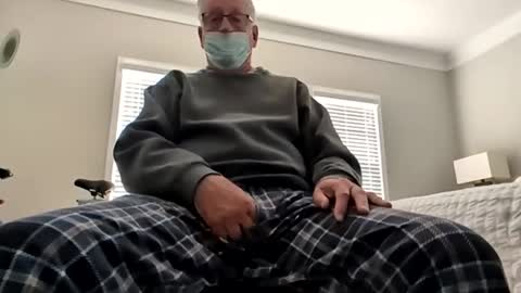 Snapshot of oldsubman chatting on December 4, 2025, 2:04 pm oldsubman online show from December 4, 2025, 2:04 pm