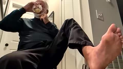 Snapshot of oldsubman chatting on January 12, 2026, 10:26 pm oldsubman online show from January 12, 2026, 10:26 pm