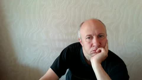 Snapshot of oleg365 chatting on October 4, 2025, 7:39 am figaro online show from October 4, 2025, 7:39 am