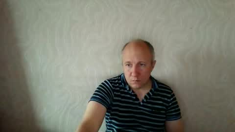 Snapshot of oleg365 chatting on October 14, 2025, 6:03 am figaro online show from October 14, 2025, 6:03 am