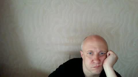 Snapshot of oleg365 chatting on April 1, 2026, 11:55 am figaro online show from April 1, 2026, 11:55 am