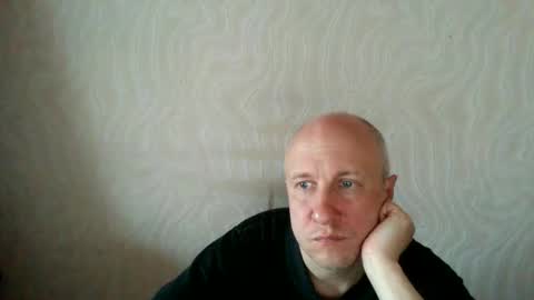 Snapshot of oleg365 chatting on April 3, 2026, 12:36 pm figaro online show from April 3, 2026, 12:36 pm