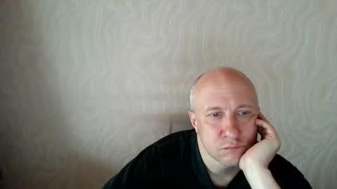 Snapshot of oleg365 chatting on April 4, 2026, 6:33 am figaro online show from April 4, 2026, 6:33 am