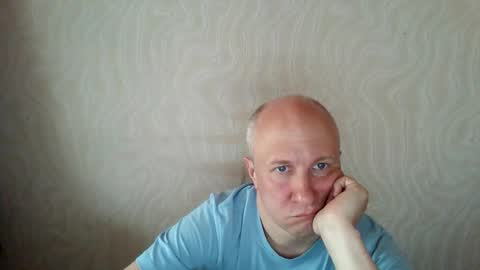 Snapshot of oleg365 chatting on April 9, 2026, 1:27 pm figaro online show from April 9, 2026, 1:27 pm