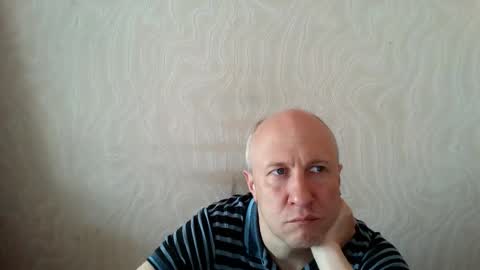 Snapshot of oleg365 chatting on April 17, 2026, 10:29 am figaro online show from April 17, 2026, 10:29 am
