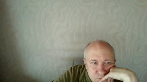 Snapshot of oleg365 chatting on April 21, 2026, 6:20 am figaro online show from April 21, 2026, 6:20 am
