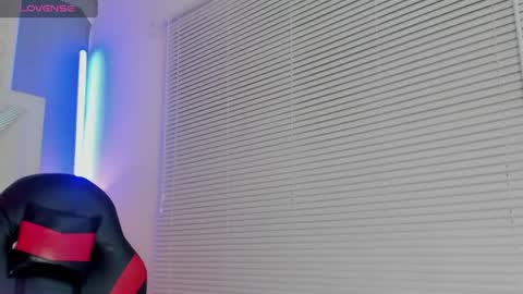 olenna_hot10 online show from July 25, 2026, 7:44 pm