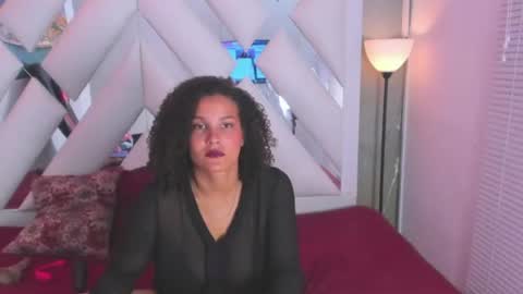 olenna_hot10 online show from July 28, 2026, 7:39 pm