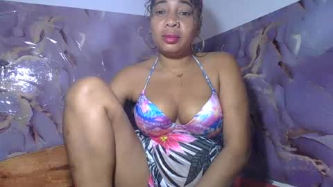 olinaa online show from July 28, 2026, 6:20 pm