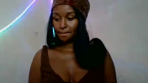 olinah610 online show from June 25, 2026, 7:13 am