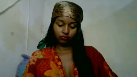 olinah610 online show from June 28, 2026, 11:16 am