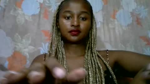 olinah610 online show from July 17, 2026, 5:36 am