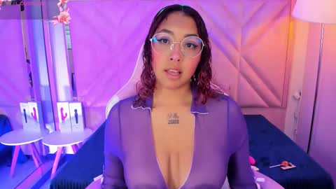 olive  online show from December 15, 2025, 4:06 am