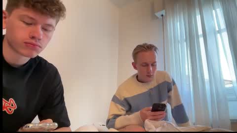 Oliver and Thomas online show from October 15, 2025, 4:18 pm