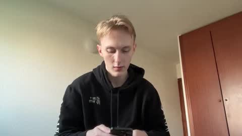 Oliver and Thomas online show from November 16, 2025, 1:28 pm