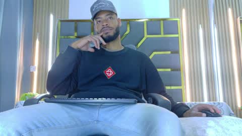 Oliver online show from March 31, 2026, 6:08 pm