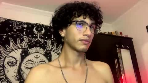 Oliver fast online show from November 26, 2025, 7:20 am