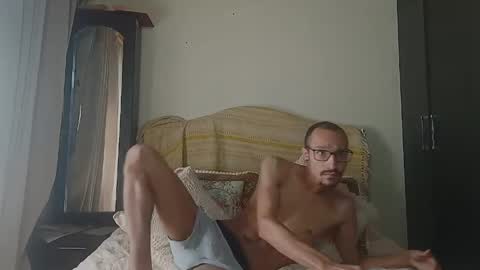 Snapshot of oliver_goldberg chatting on May 4, 2026, 1:29 pm oliver_goldberg online show from May 4, 2026, 1:29 pm