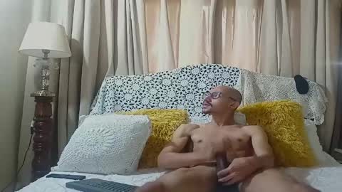 Snapshot of oliver_goldberg chatting on May 8, 2026, 3:28 pm oliver_goldberg online show from May 8, 2026, 3:28 pm