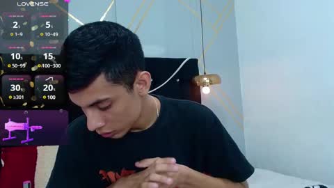 Oliver  Smith online show from December 28, 2024, 6:08 pm